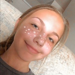 Meet your Posher, Ella